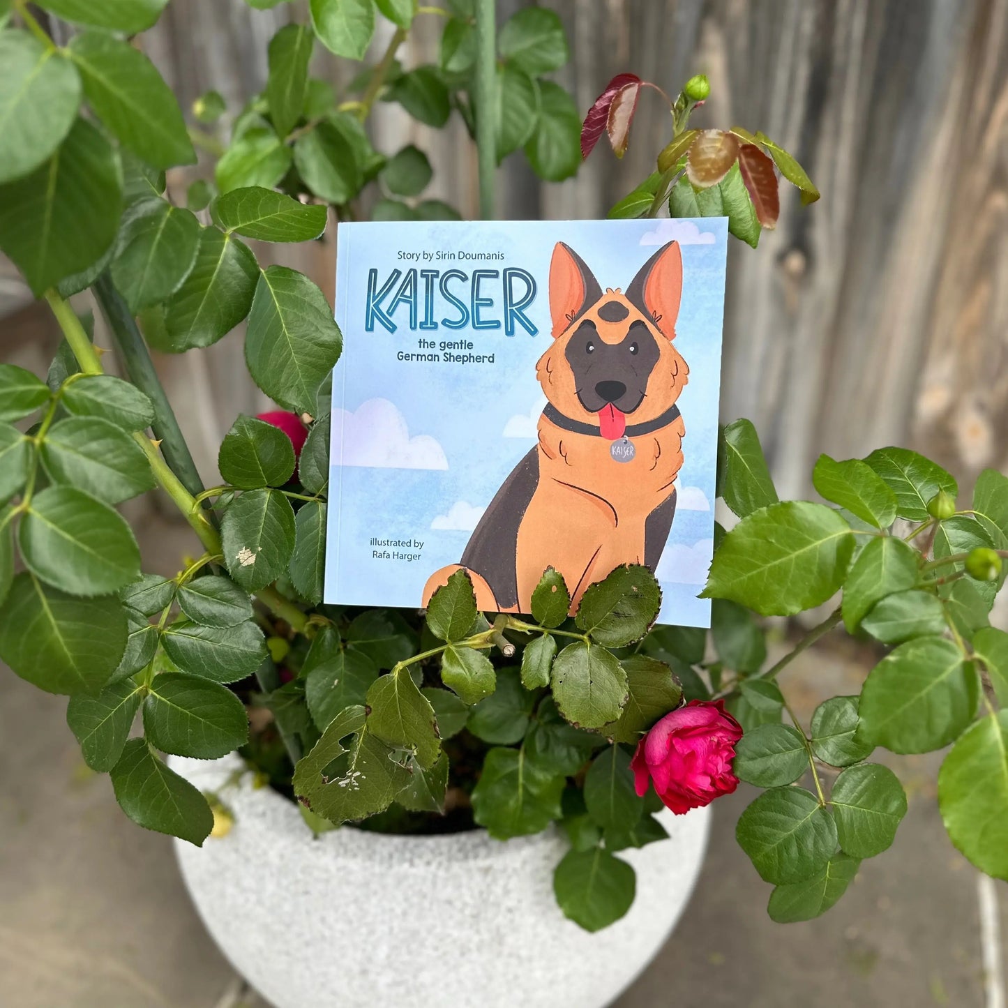 Kaiser the gentle German shepherd (Paper back) KaiserSirin